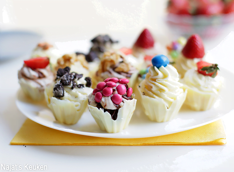 Chocolate Surprise Cups