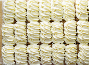 Smeuïge kokos-walnootcake