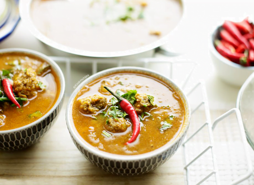 Linzensoep met gehaktballetjes
