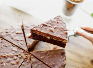 Chocolade cake met amandelen