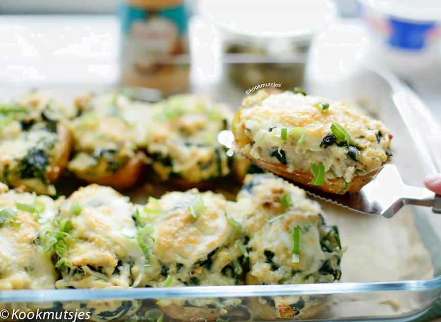 Gevulde aardappels met kaas