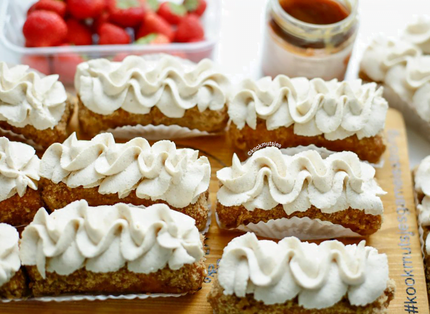 Notenkaramel gebakjes