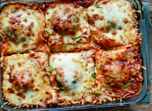 Aardappelschotel met gehaktballen