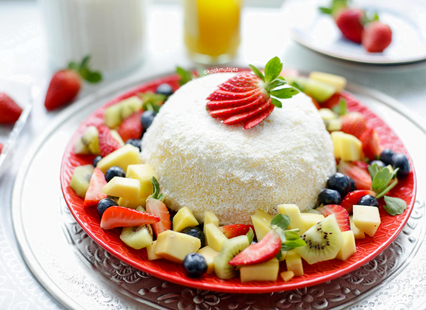 Romig dessert met kersenvlaai