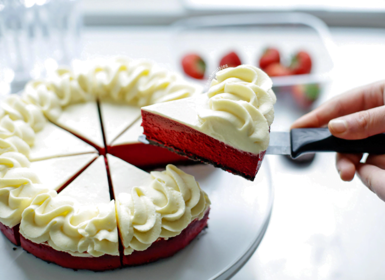 Red Velvet Oreo Cheesecake