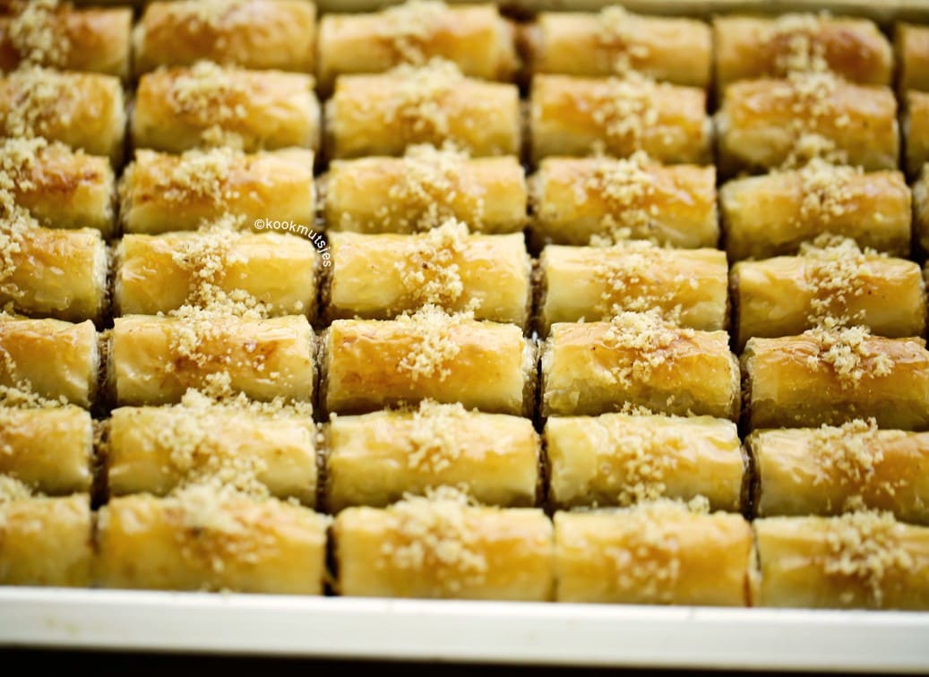 Baklava met walnoten en honing