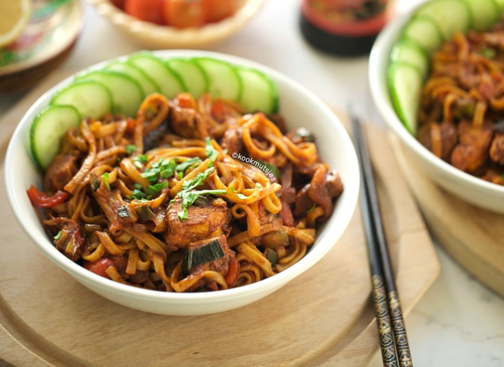 Tagliatelle met kip en groentes