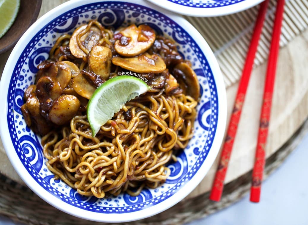 Noedels met champignons