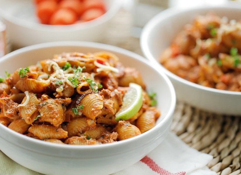 Pasta tonijn met tomatensaus
