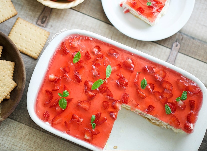 Aardbeien jelly dessert