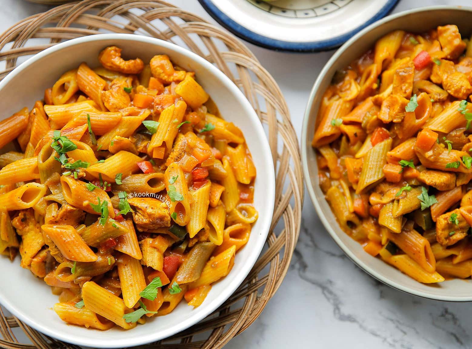 Pasta met gebakken kip