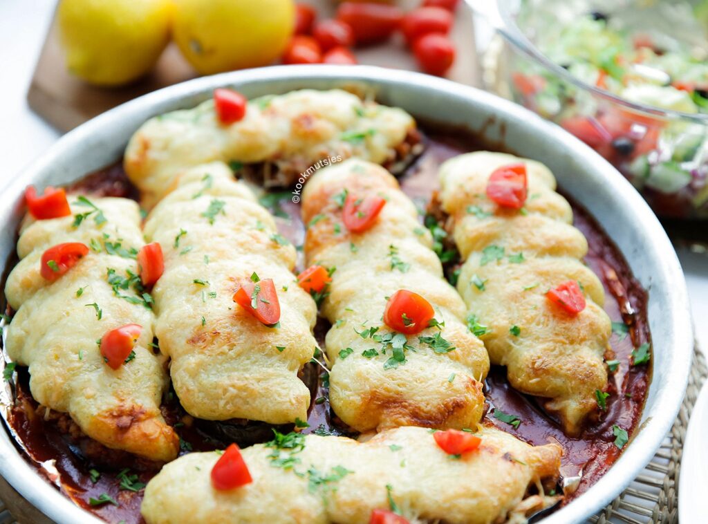 Aubergine met gehakt en aardappelpuree