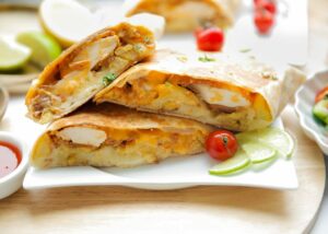 Popeyes chicken wrap met friet