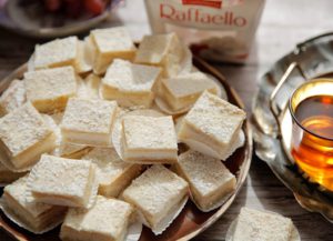 Kokoskoek met vulling