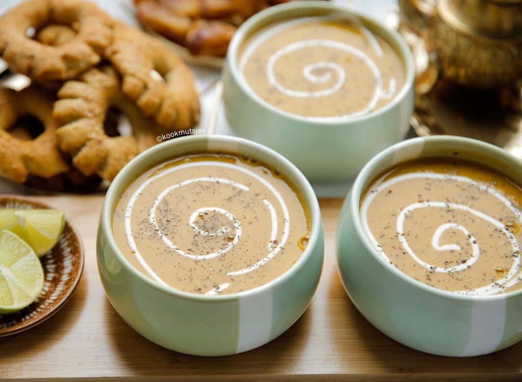 Pompoensoep met linzen