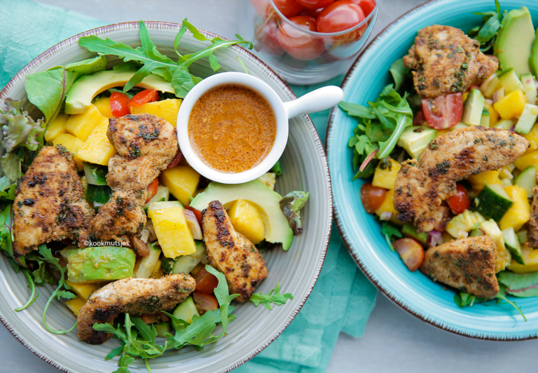 Kip-mango salade