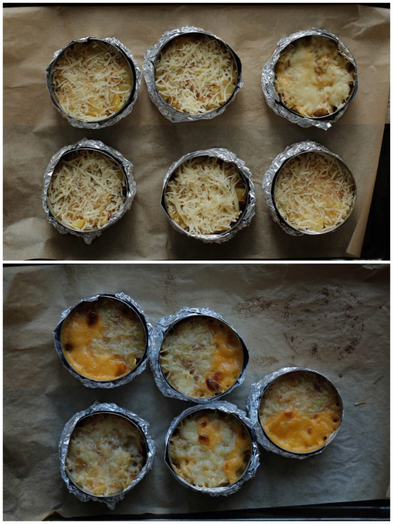 Leg de aardappel-tortilla’s in een voorverwarmde oven op 220 graden. Bak 10-12 minuten.