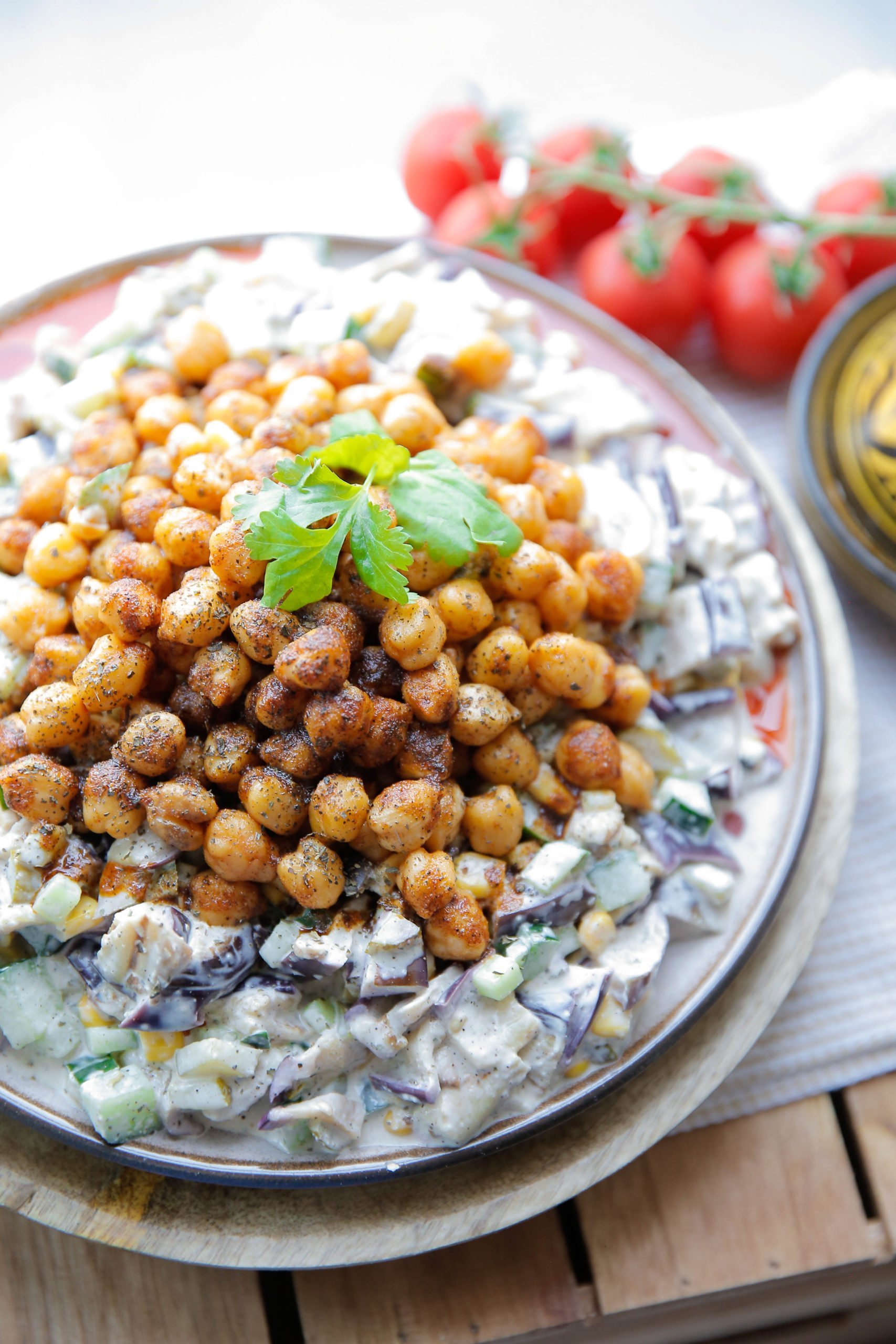 Kikkerertwen met auberginesalade eindresultaat