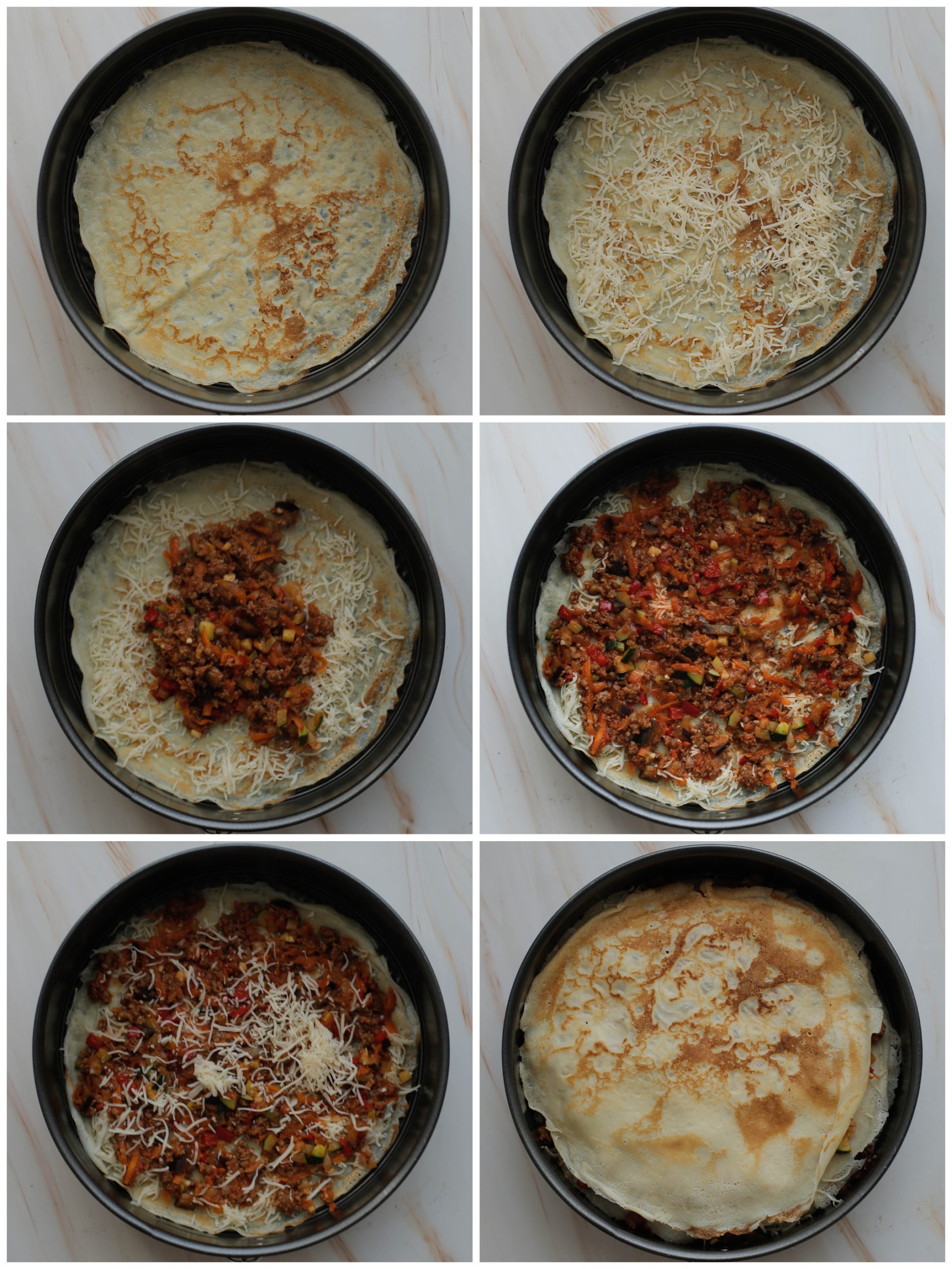 Pannenkoeken opstapelen met het gehaktmengsel