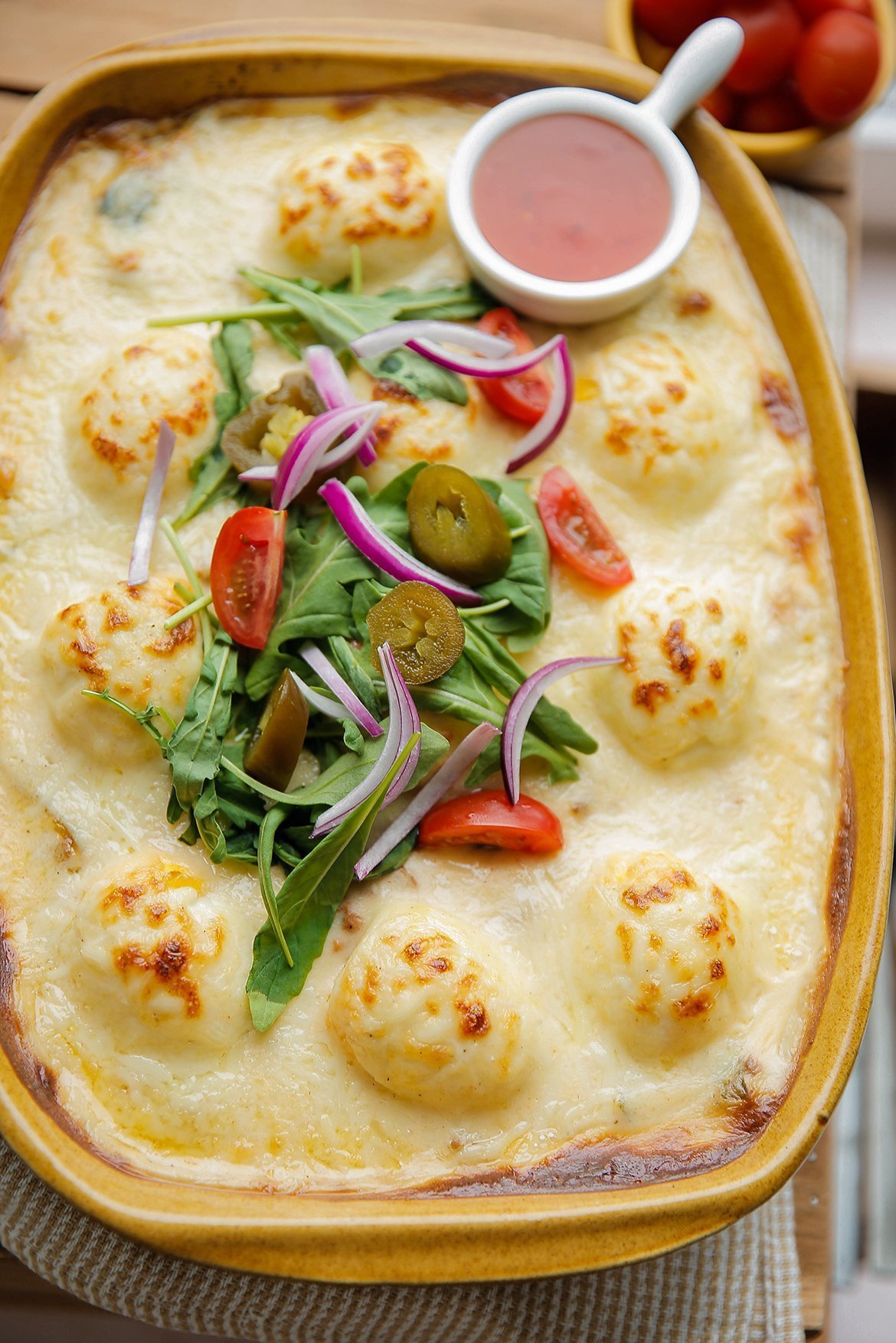 Aardappelschotel met gehakt, ei en bechamelsaus eindresultaat