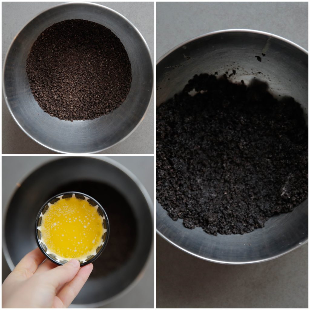 Doe het koekjesdeeg in een diepe kom en voeg de gesmolten boter toe. Meng goed.