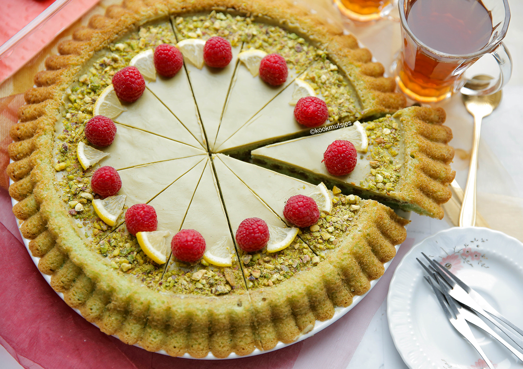 Pistachecake met vulling