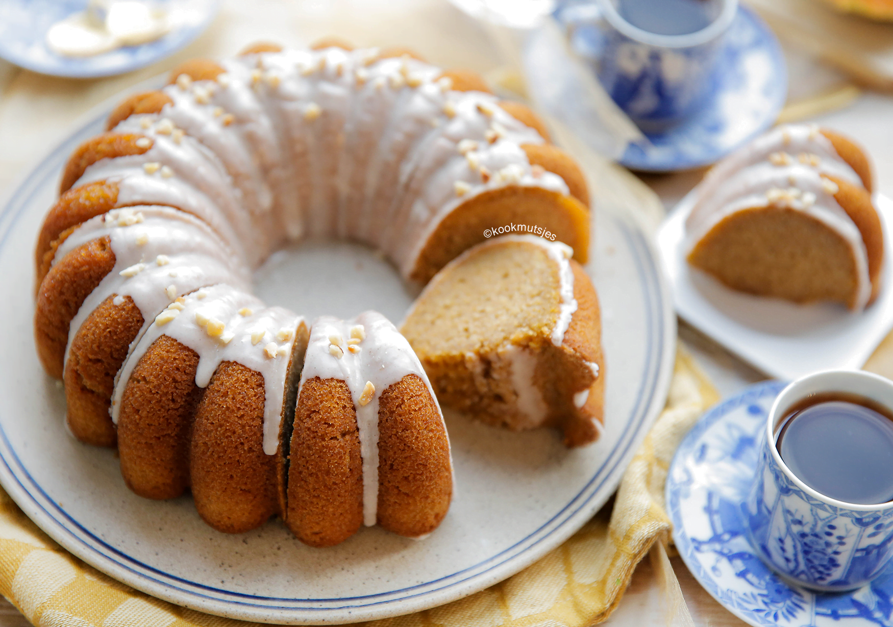 Pompoencake met glazuur