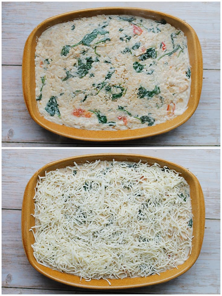 Garnaal-rijstmengsel verdelen over een ovenschaal met geraspte kaas