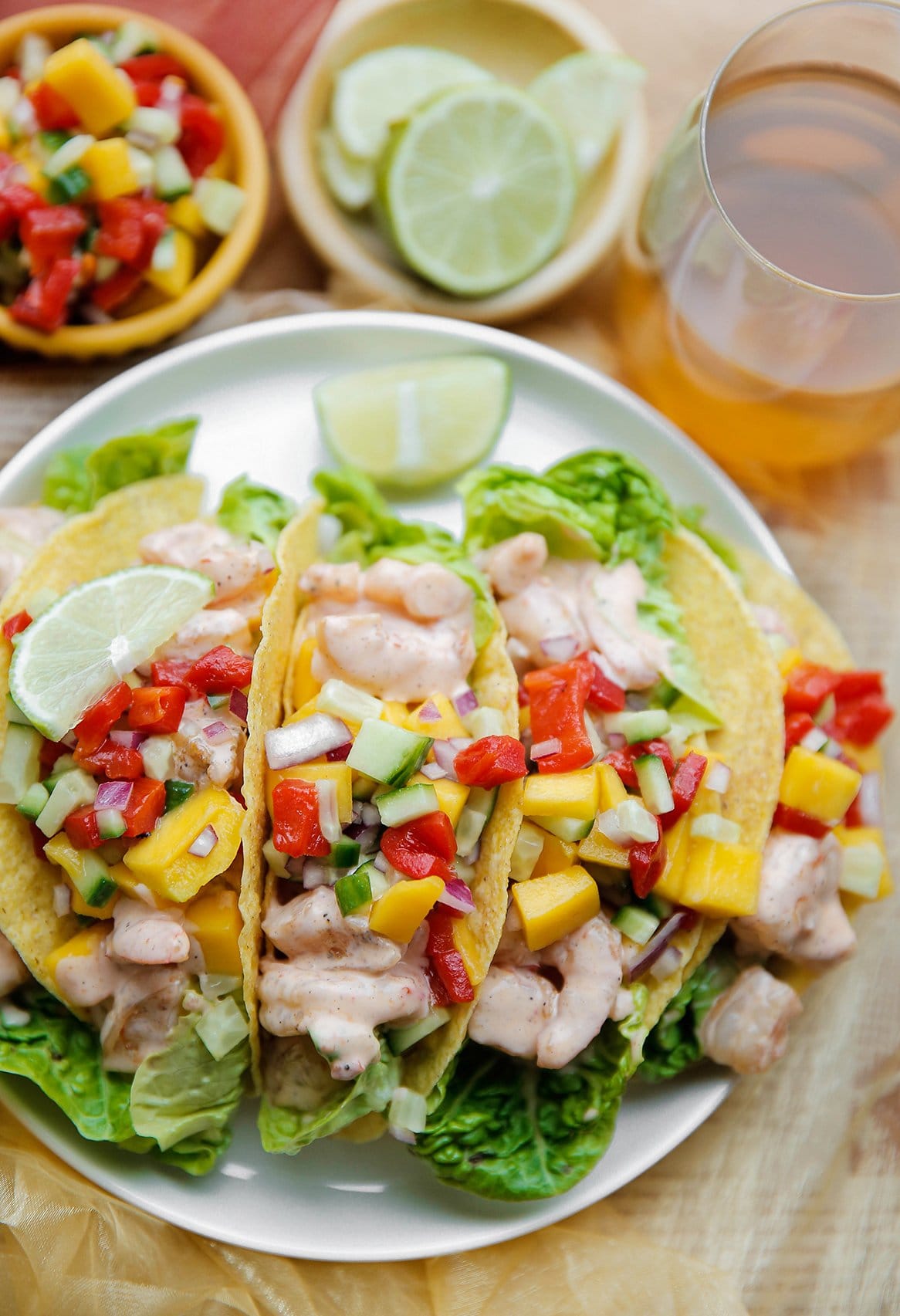 Taco shells met garnalen eindresultaat Kookmutsjes