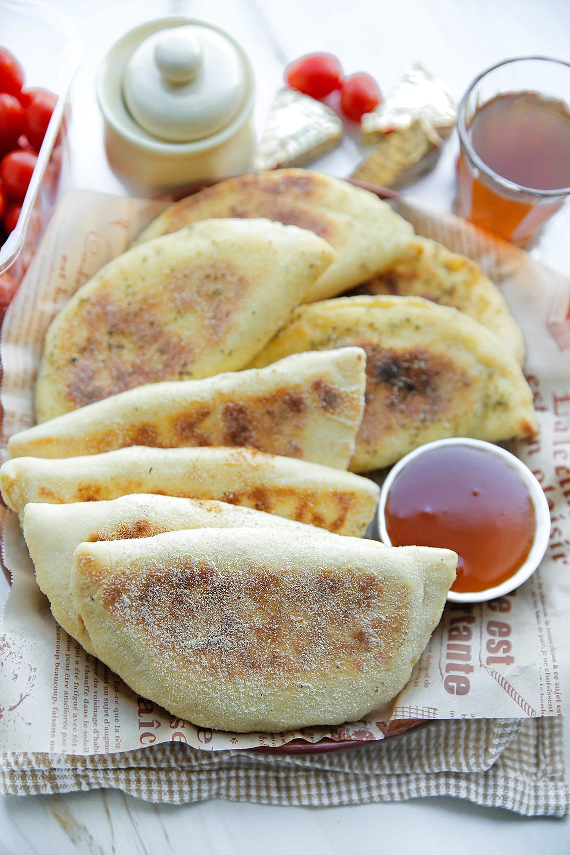 Griesmeelbroodjes gevuld met kaas eindresultaat Kookmutsjes