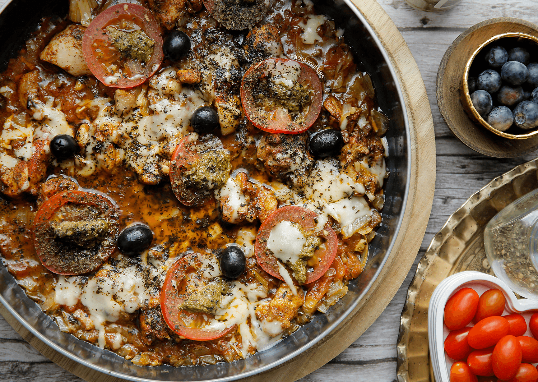 Kip in groentesaus Kookmutsjes
