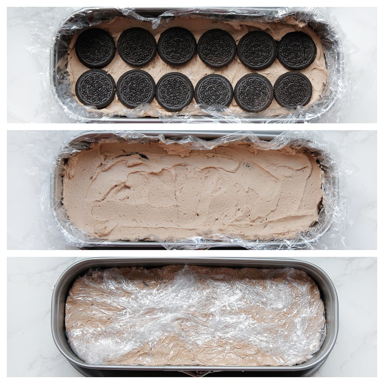 Verdeel de oreo over de room. Smeer er een laagje room op (gebruik niet alle room!) en leg, afgedekt, in de koelkast om op te stijven. Het liefst een nachtje. De room die overblijft doe je in een spuitzak, vergeet het spuitmondje niet.