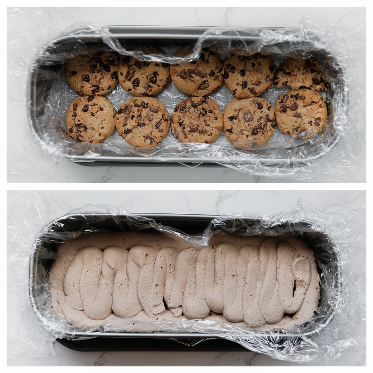 Chocolate chip cookies en room verdelen over bakvorm