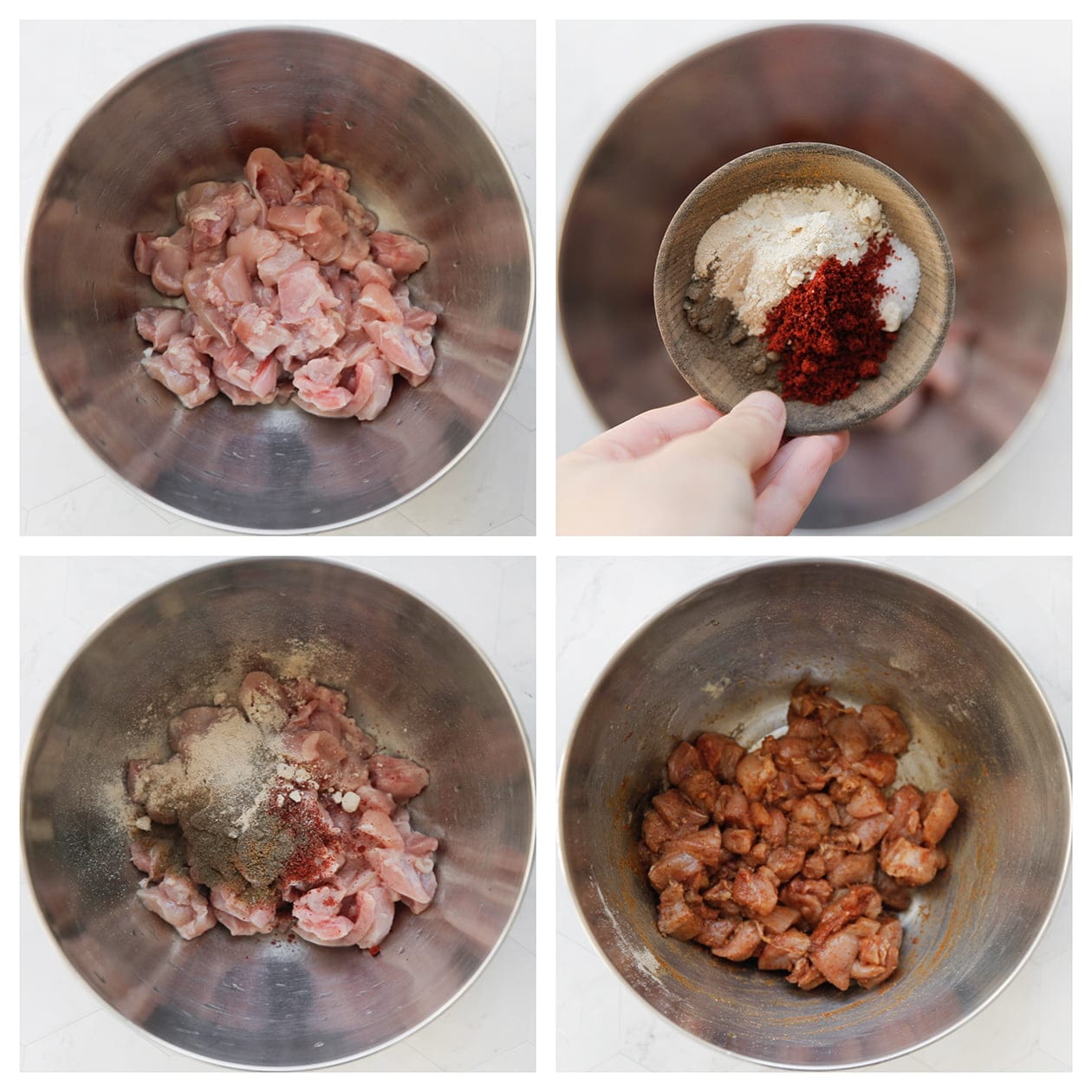 Kippendijen stukjes mengen met verse kruiden in een diepe kom