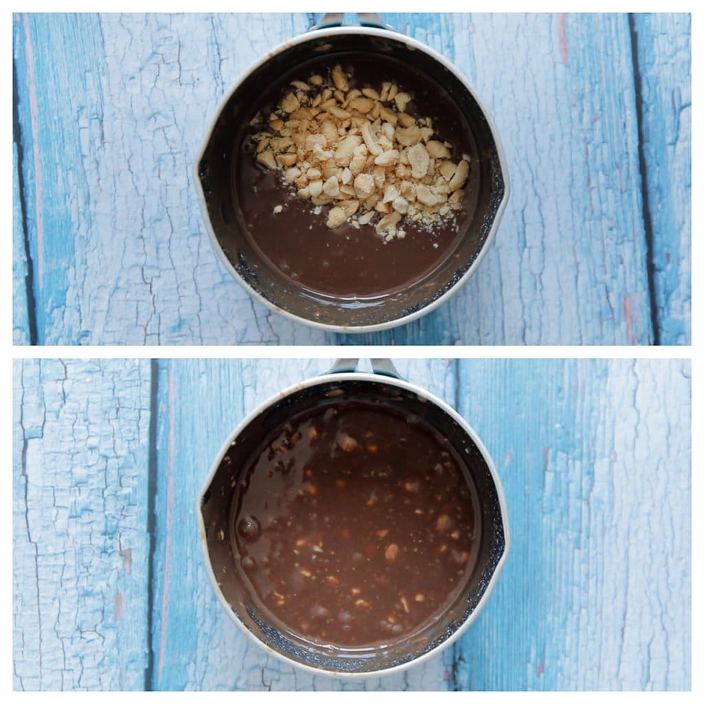 Voeg de pinda’s (25 g) toe en meng goed.