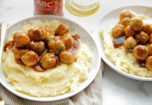 Aardappelpuree met pittige kipgehaktballen