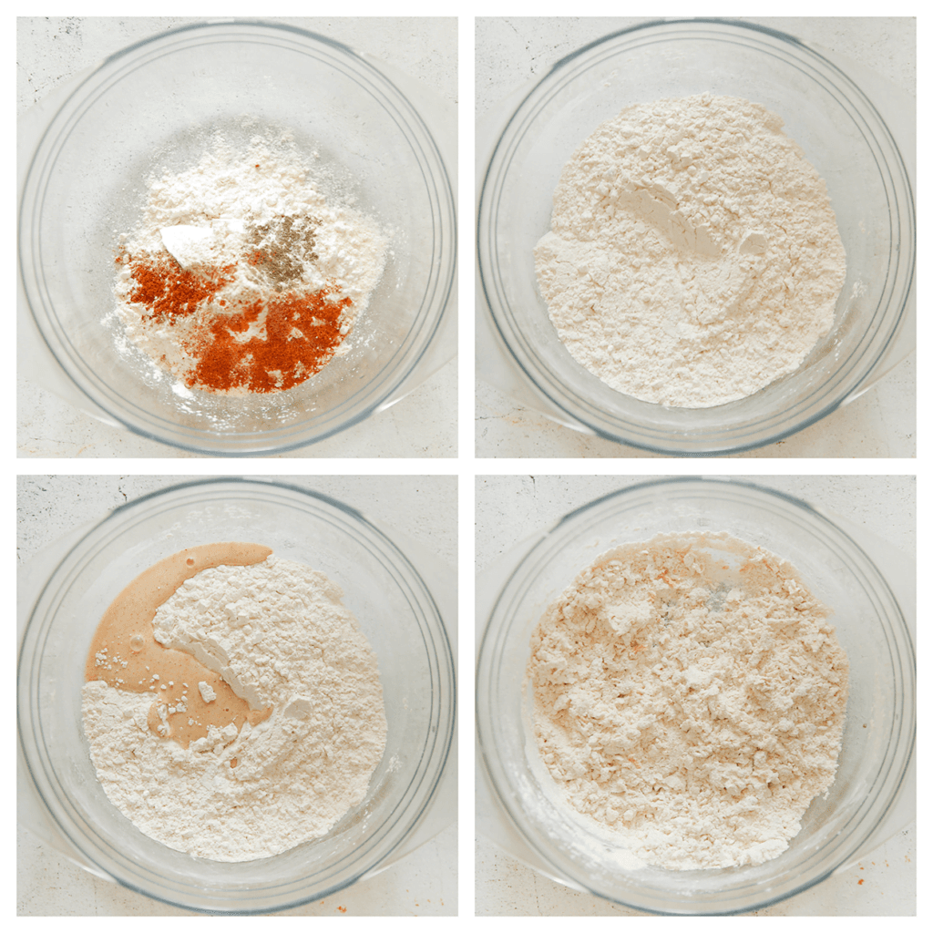 Doe de bloem, maïzena, kipkruiden, uienpoeder en cayennepeper in een diepe kom. Meng goed. Voeg het karnemelkmengsel toe en verkruimel goed.