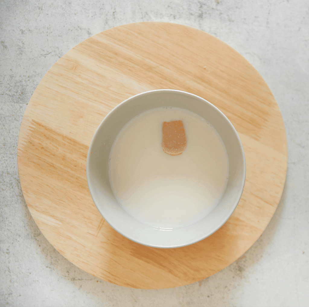 Lange vingers in stukken snijden