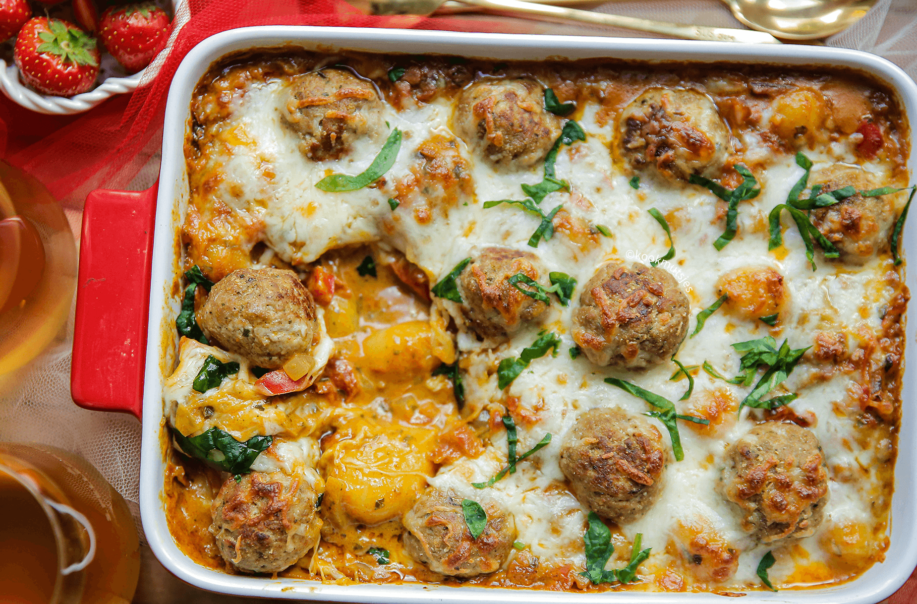 Krieltjes ovenschotel met gehaktballen