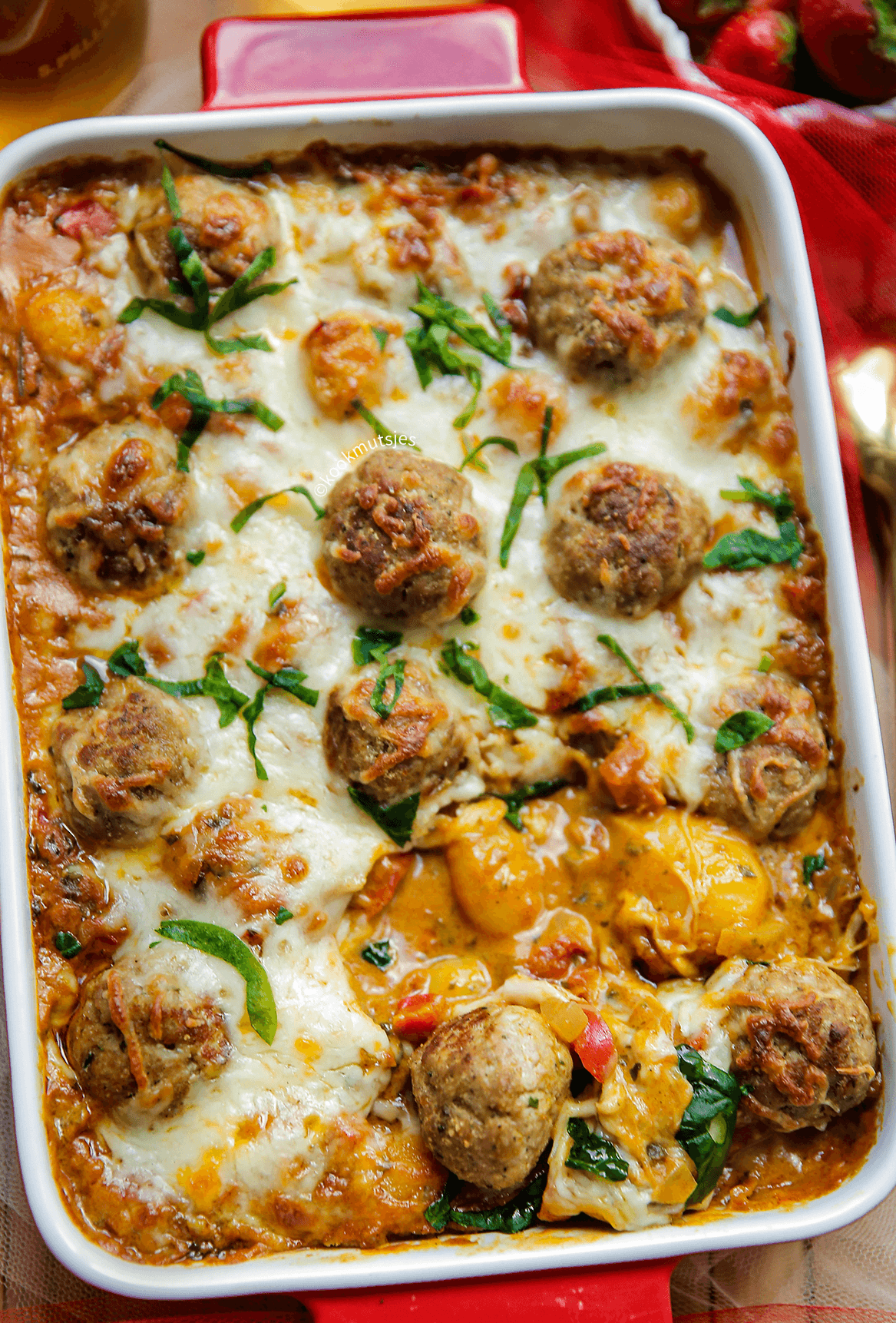 Aardappel krieltjesschotel met gehaktballen