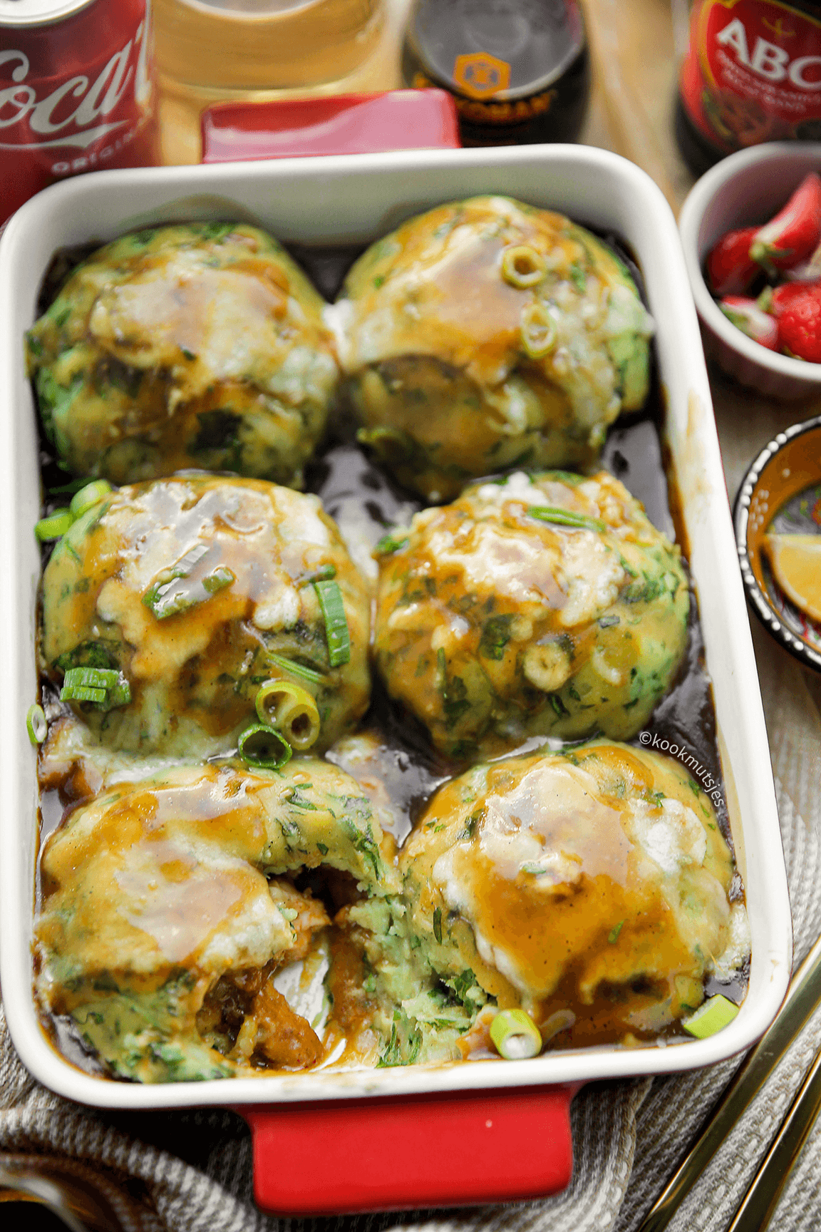 Spinazie-aardappelbollen gevuld met kip Kookmutsjes