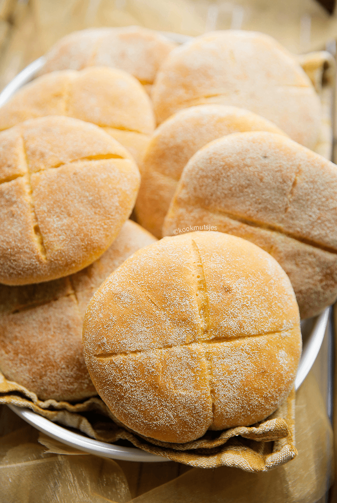 Griesmeelbroodjes eindresultaat