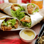 Krokante kipwraps in honing mosterdsaus Kookmutsjes