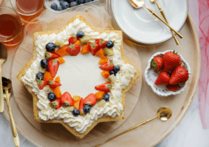 Slagroomtaart in de andalus bakvorm Kookmutsjes