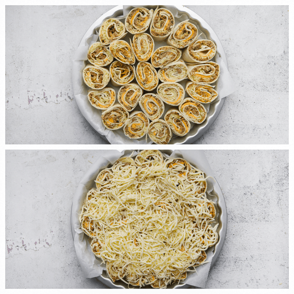 Verdeel de wraps over een ovenschaal. Strooi er wat geraspte kaas op. Zet de gevulde gehaktwraps in een voorverwarmde oven op 200 ℃. Bak 10-15 minuten of tot de kaas is gesmolten.