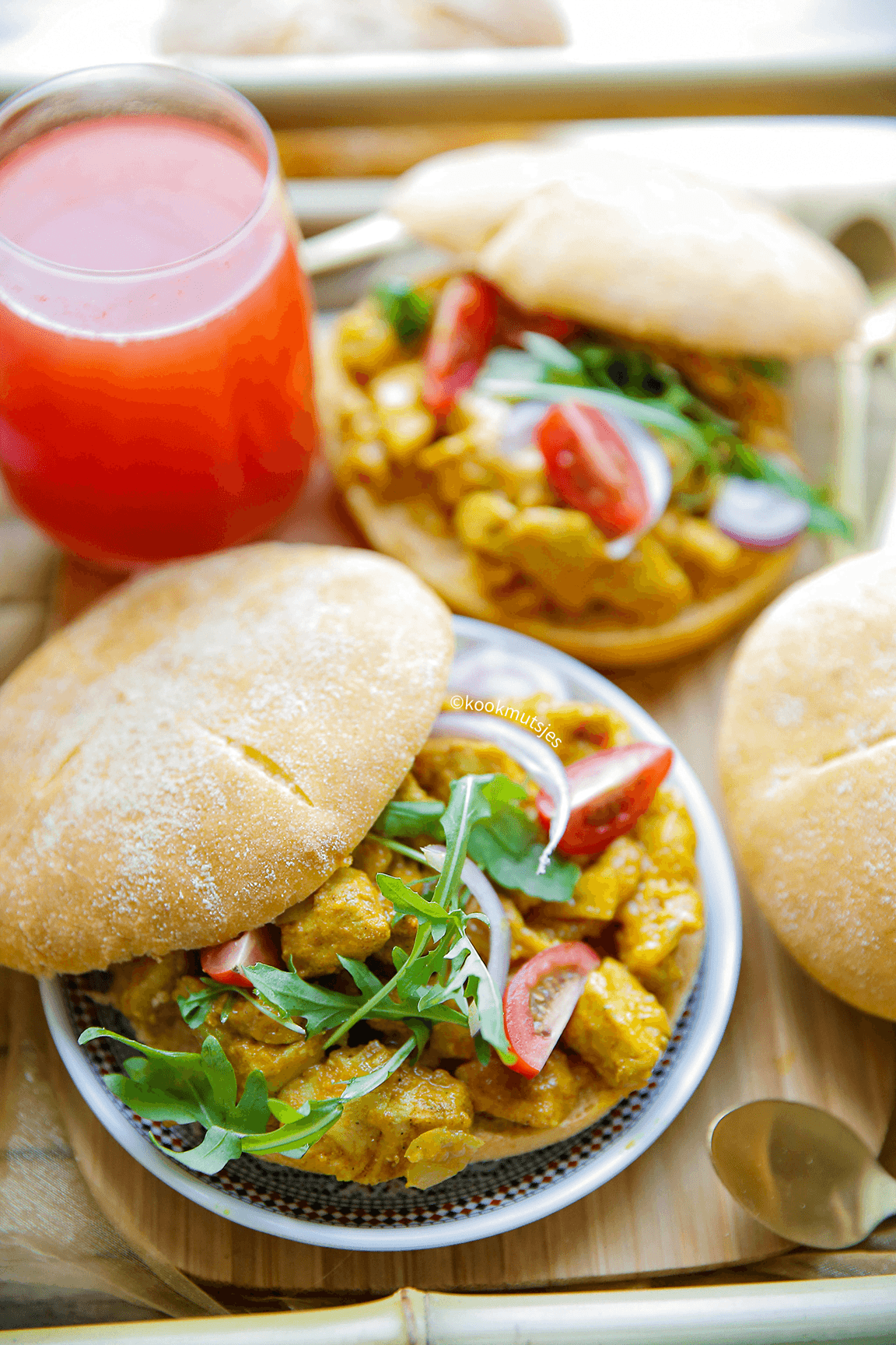 Kip in zoete aardappelsaus eindresultaat