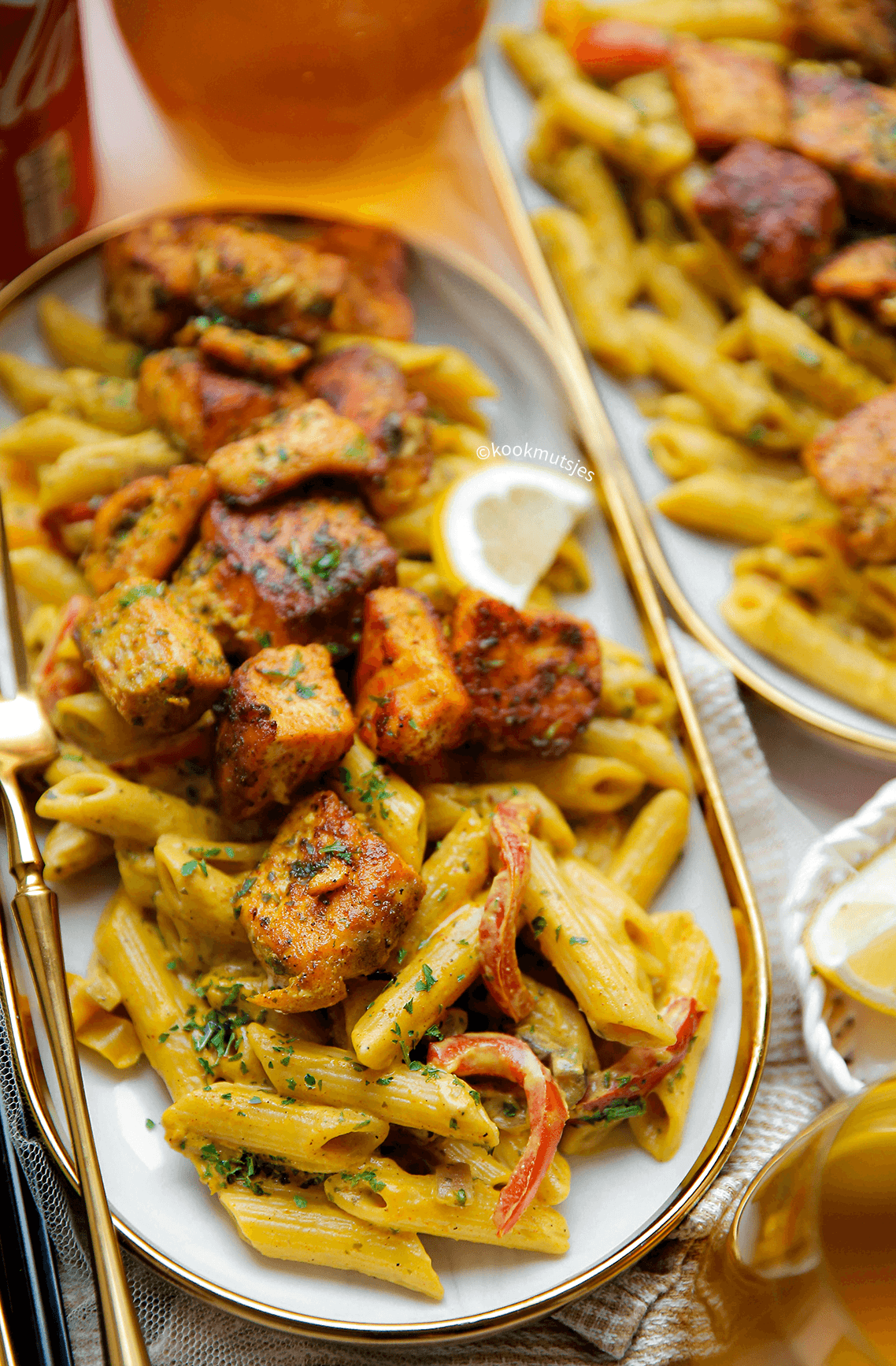 Penne met zalm in kokosmelk eindresultaat