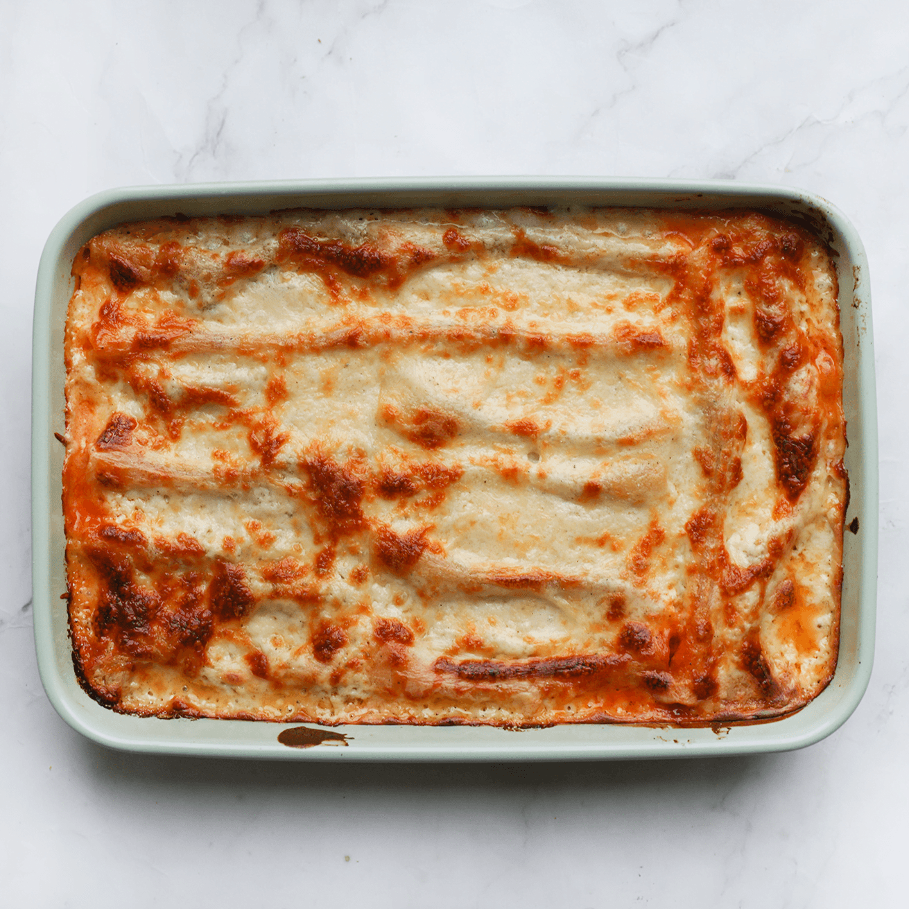 Cannelloni met gehakt bakken in de oven