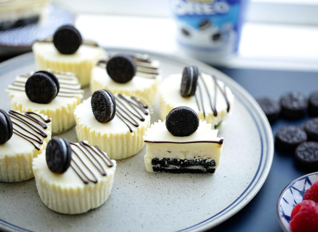 Oreo cheesecakes