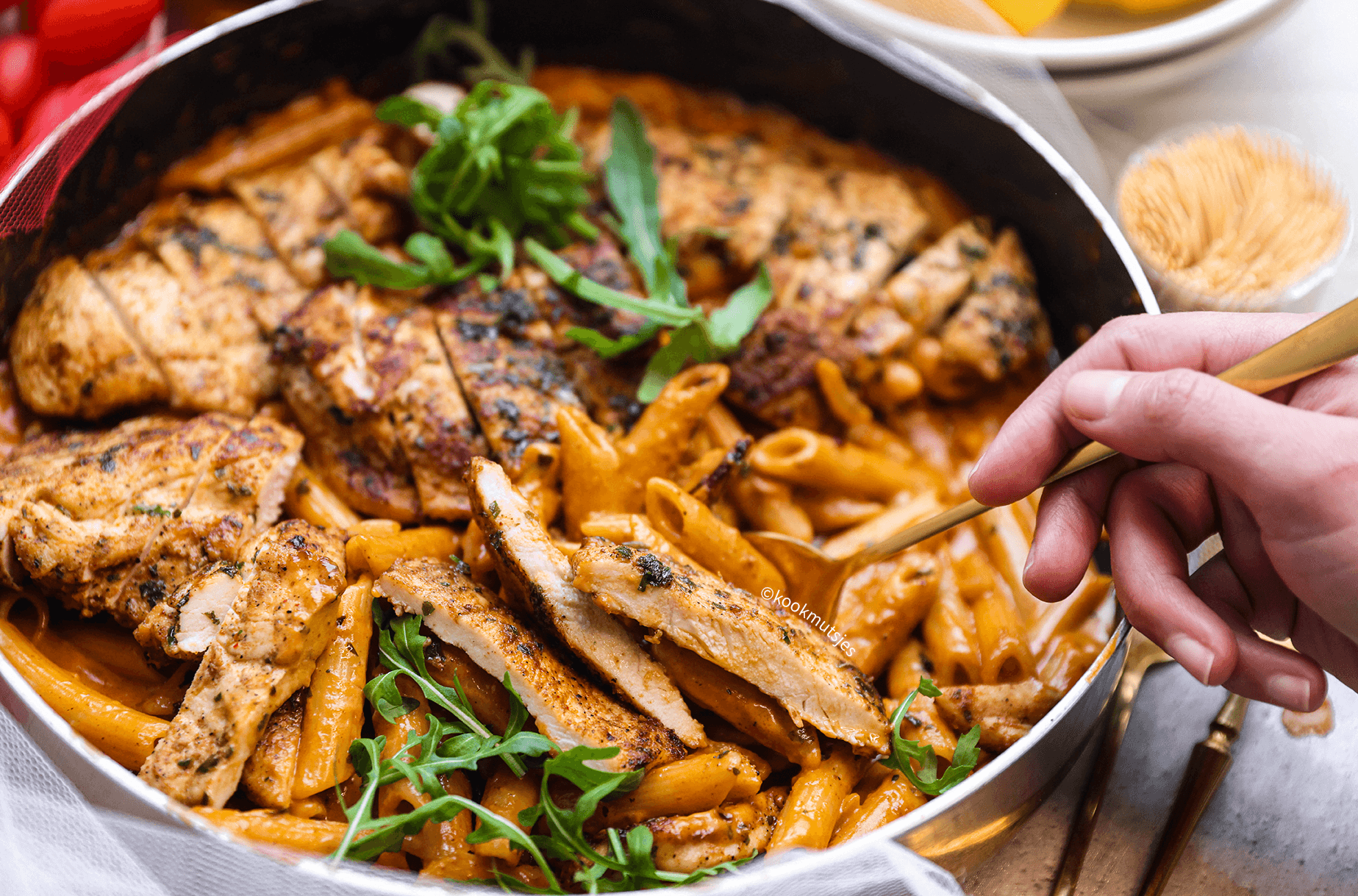 Penne met kipfilet kookmutsjes